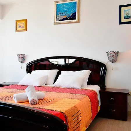 By The Sea - Diklo, - 16023 ゲストハウス ザダル